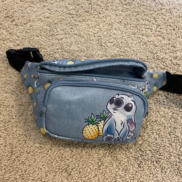 loungefly stitch fanny pack